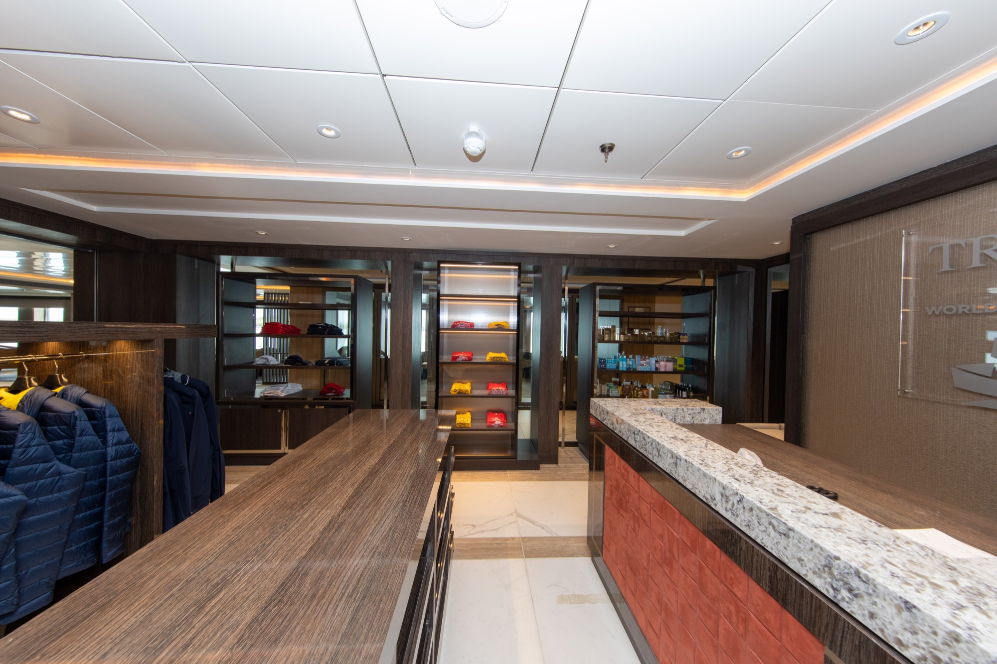 Quark Expeditions_World Explorer_Polar Boutique _1_.jpg